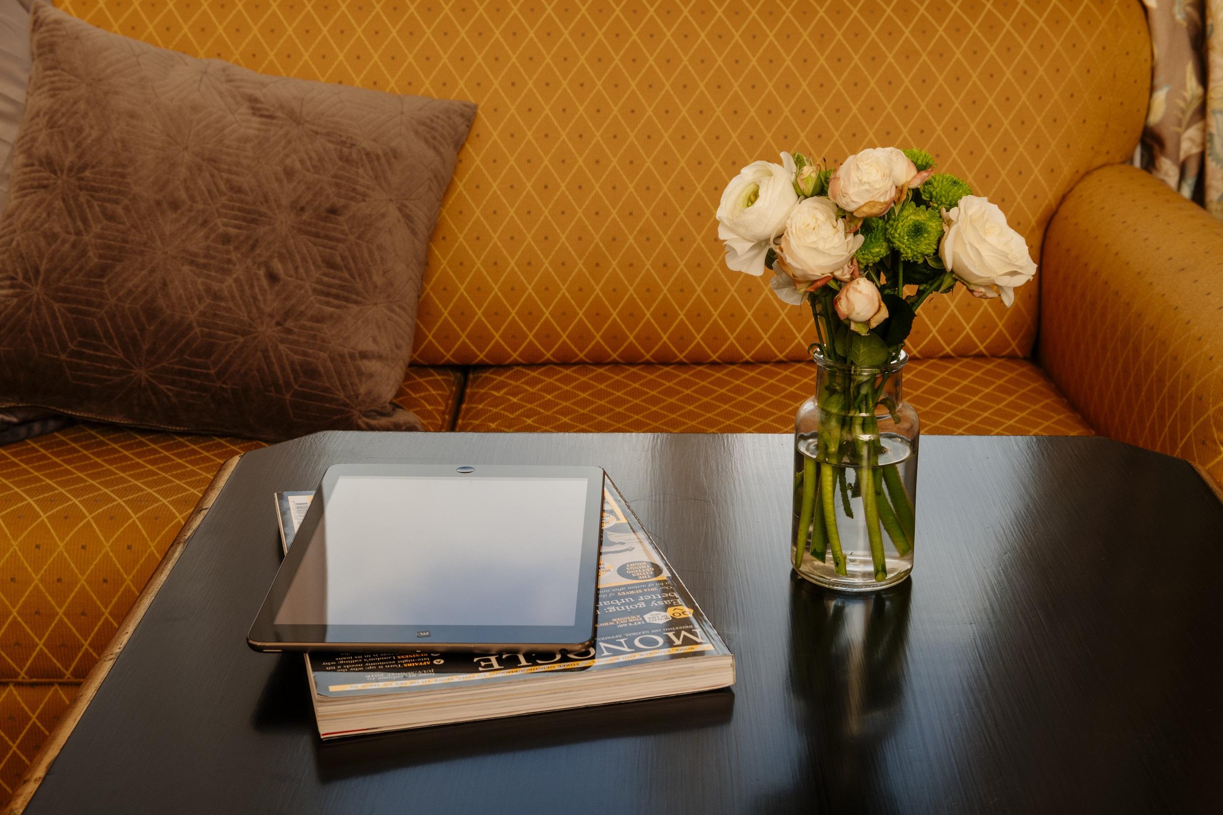 Small Luxury Hotel Ambassador Zürich Kültér fotó